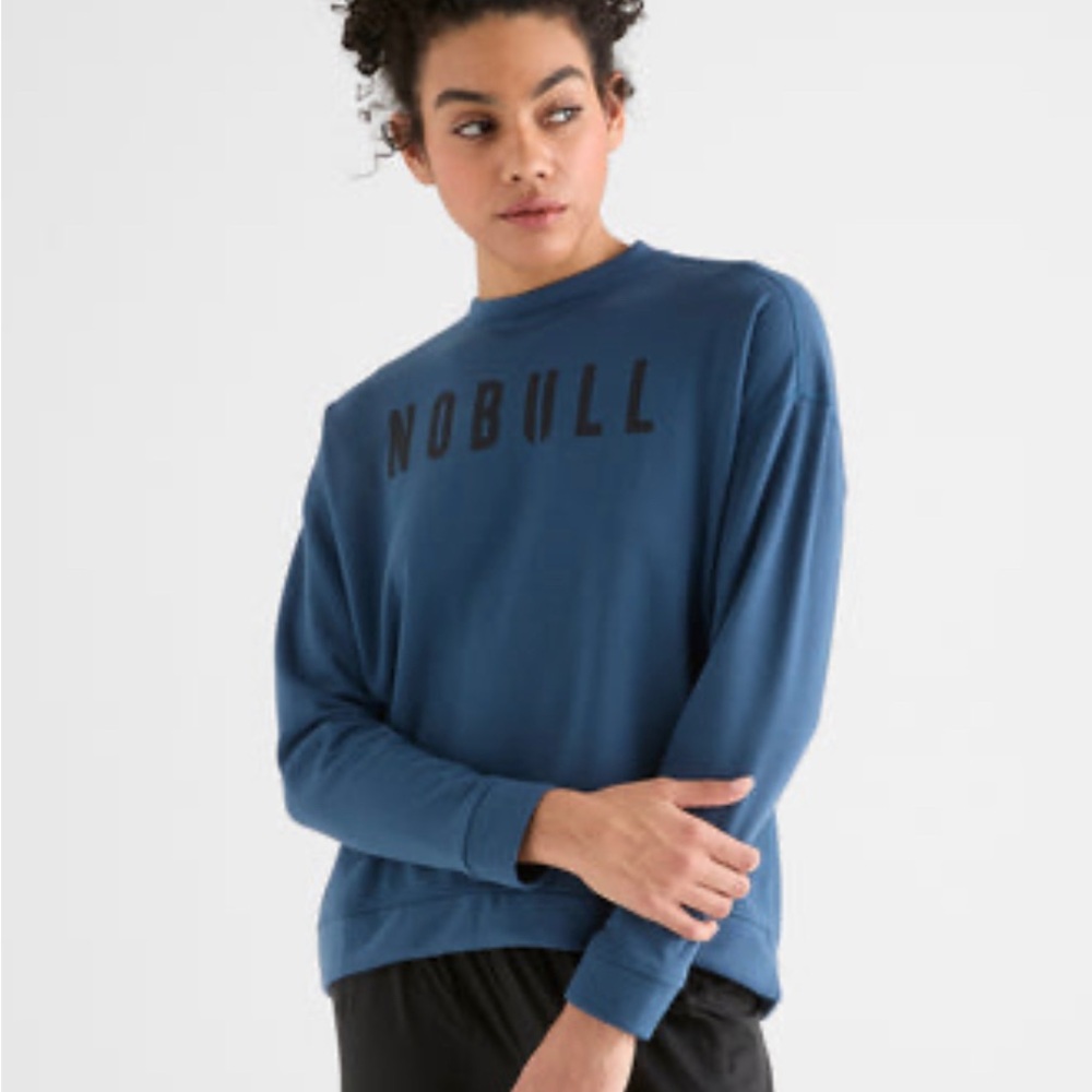 New with tags women’s NoBull sweatshirt